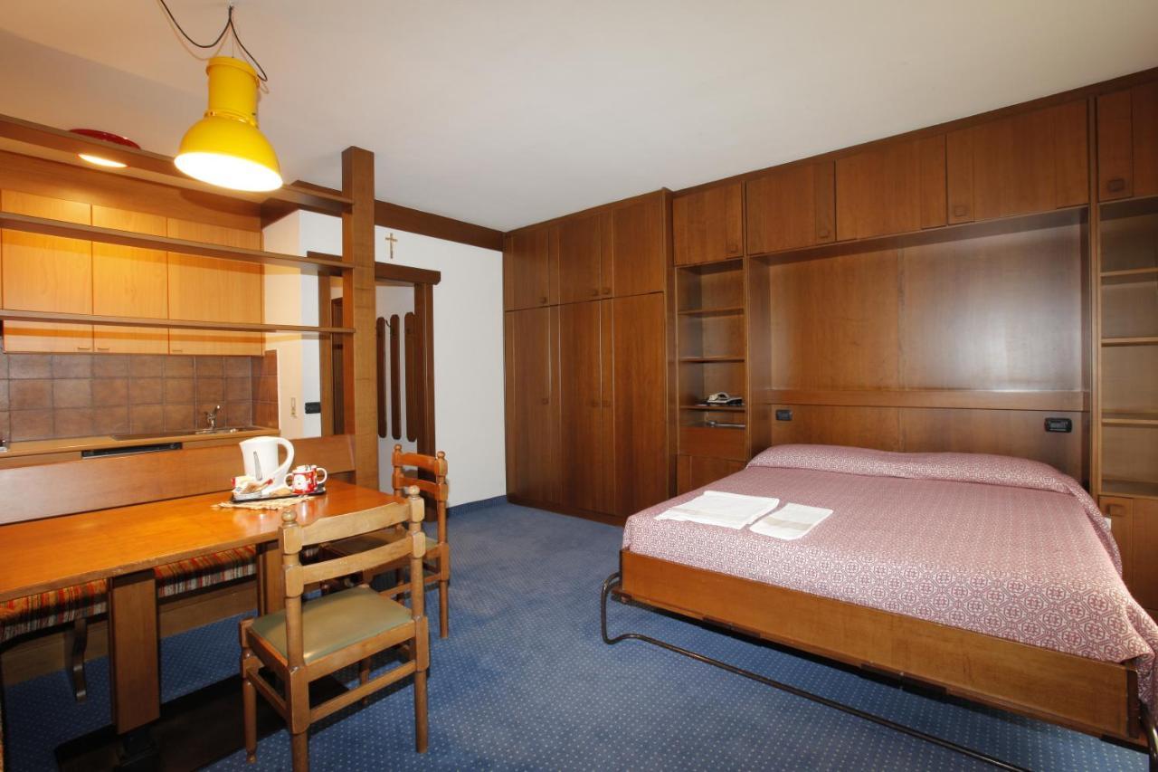 Hotel Carlone 브레구초 외부 사진