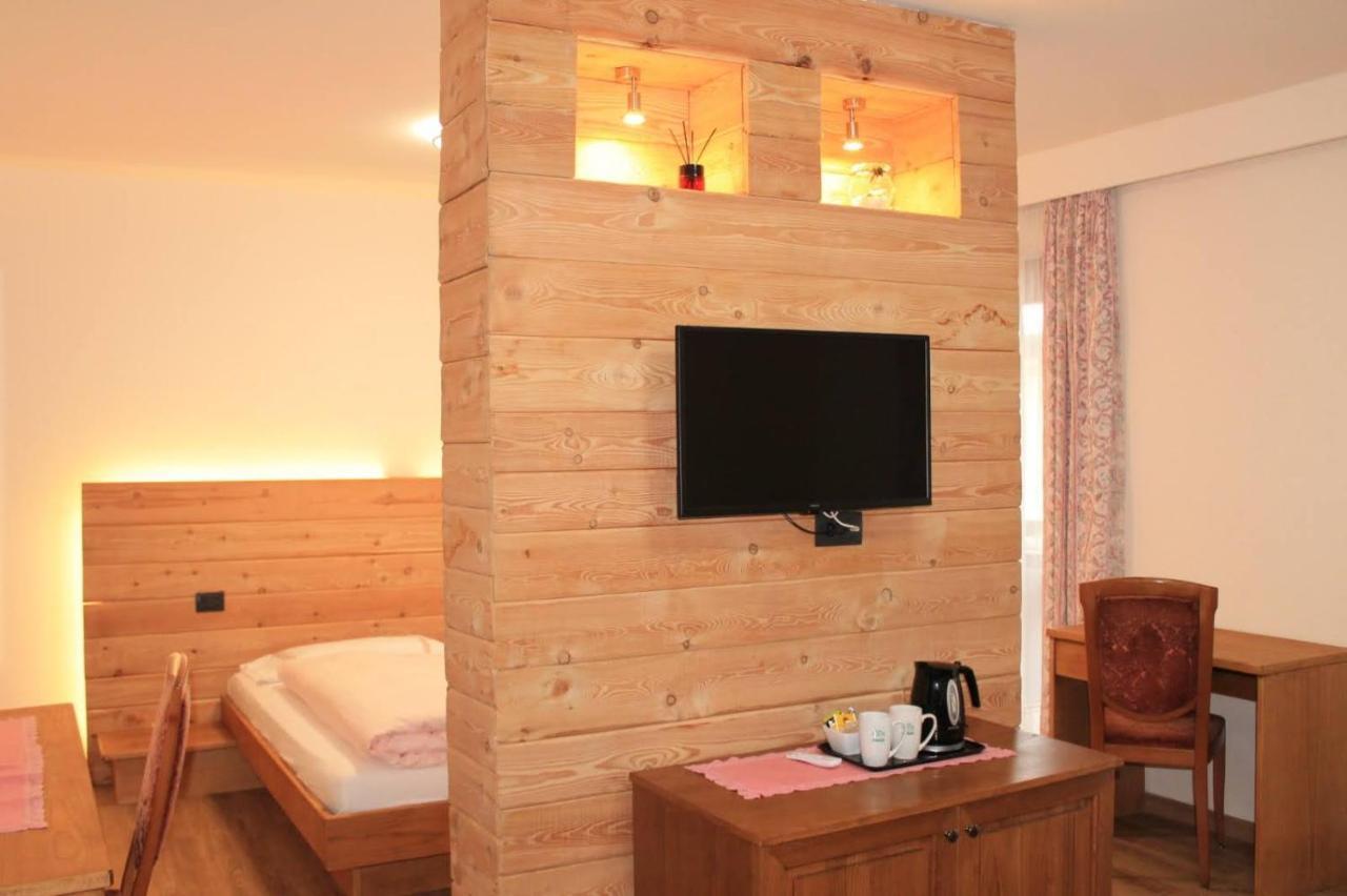 Hotel Carlone 브레구초 외부 사진